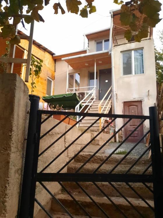 Apart-Otel Nino Bordżomi Zewnętrze zdjęcie